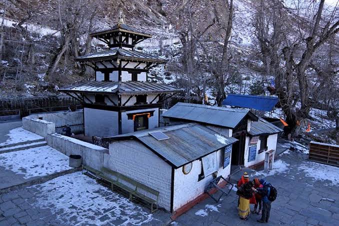 Sacred Muktinath Flight & Drive Pilgrimage